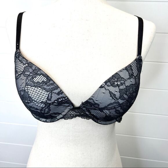 Victoria’s Secret black lace Biofit Demi Uplift 34D - Picture 2 of 3